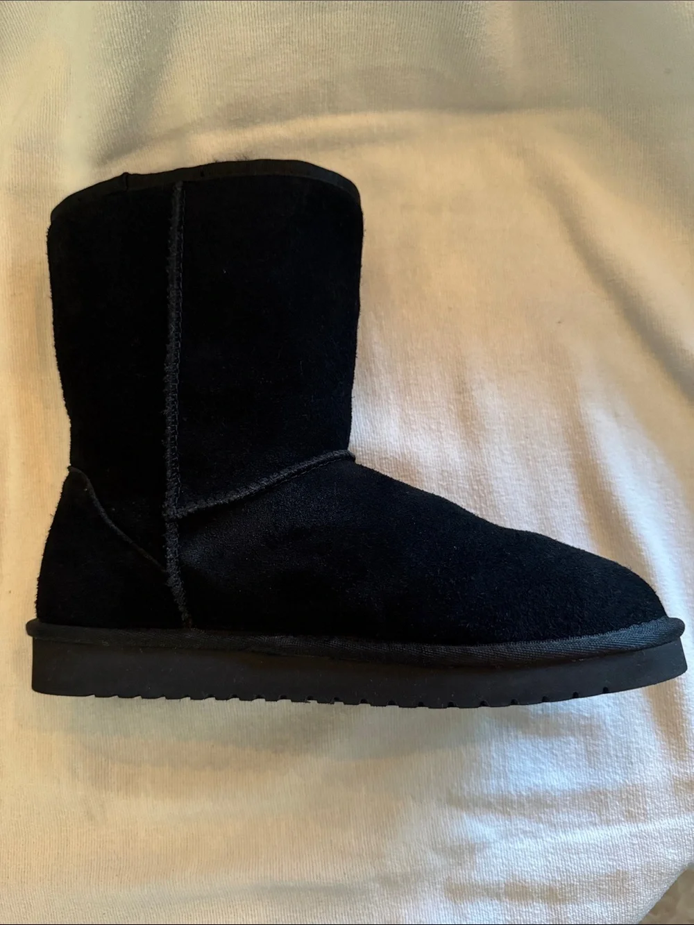 Koolaburra by Ugg Black Suede Shearling-Lined Mid-Calf Boots - Like New - Size 8